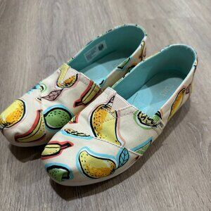 TOMS Classic Alpargata “Cuba Fruit” Print Flats | Size 5 Women | Bright & Fun Ca